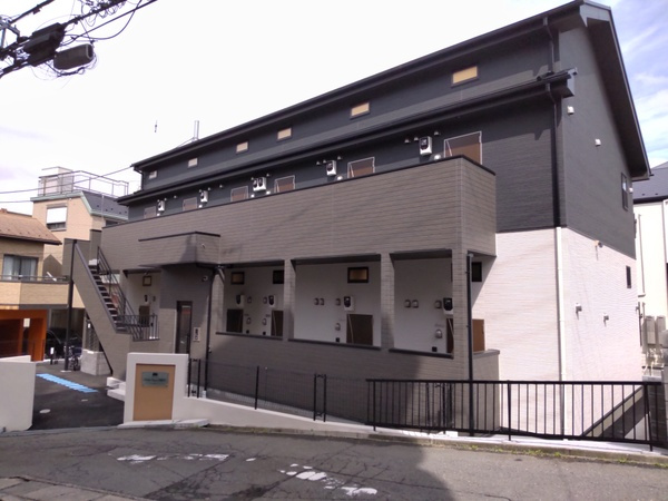 アザーレ・バモス宮前平