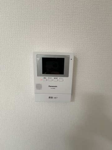 大町団地22号棟の防犯設備|テレビモニター付きインターホンなので安心ですね♪