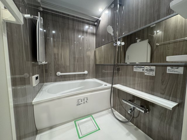 パレス三條の浴室