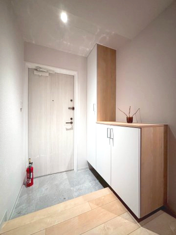 チサンマンション西岡弐番館ウエストコートの玄関