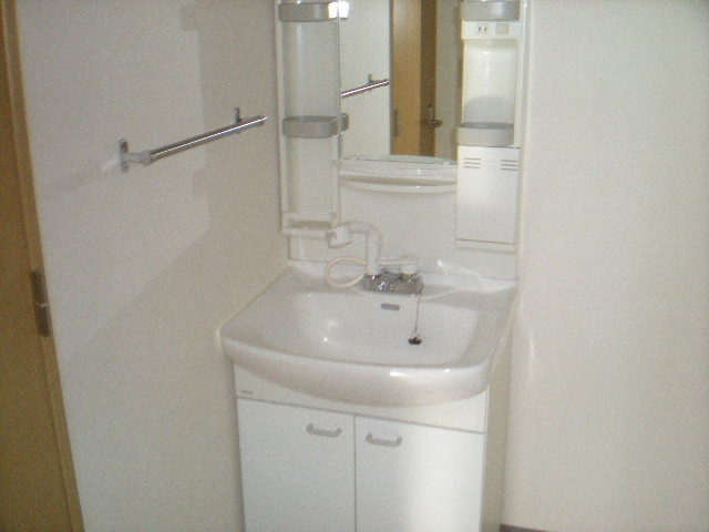 室蘭ナラサキビルの設備