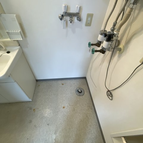 室蘭ナラサキビルの設備