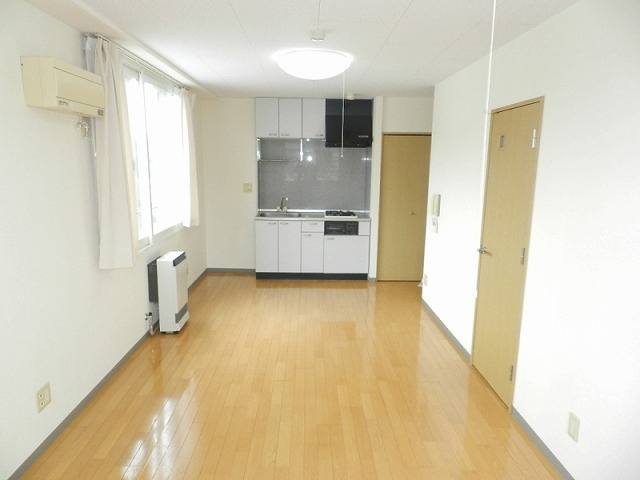 室蘭ナラサキビルの内装