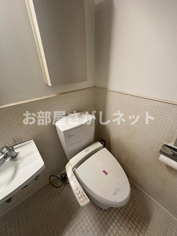 ラティエラ白金高輪【おとり物件なし】#学生・社会人におススメ！初期費用分割払いOK！のトイレ