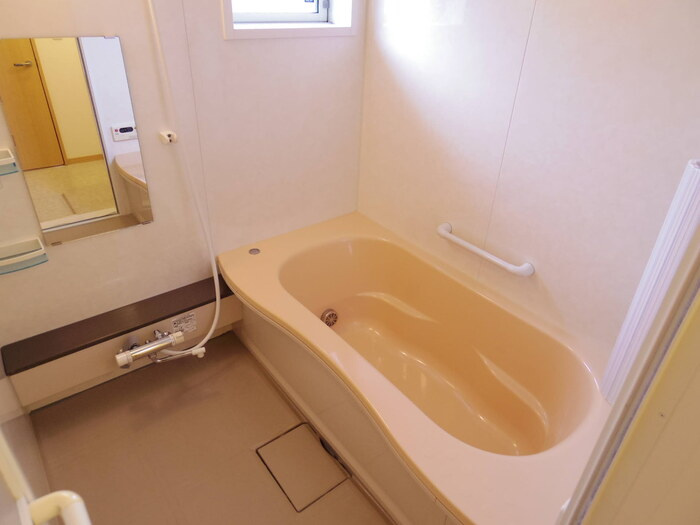 グランドゥールⅣ Ｃの浴室|一坪タイプ浴室