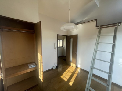 【居間・リビング】 | リバーサイドM