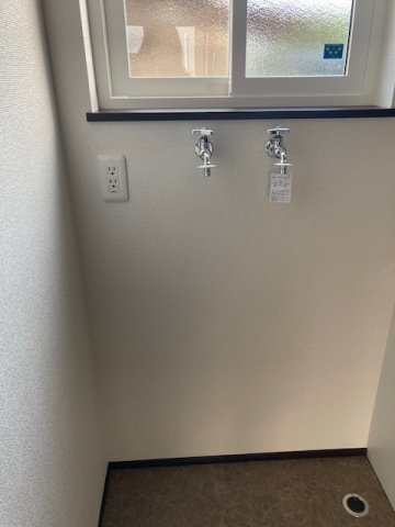 ラミアカーザ一戸の設備|洗濯機置き場