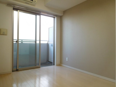 【居間・リビング】 | ルクレ高野台レジデンス