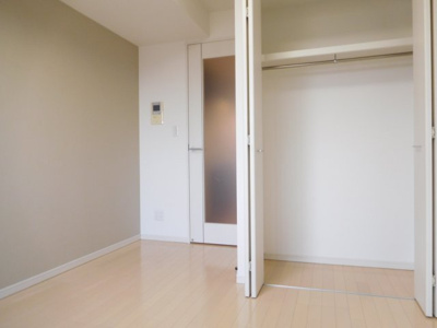 【寝室】 | ルクレ高野台レジデンス