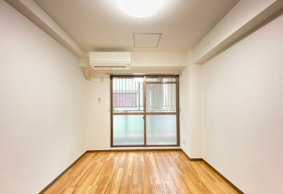 【寝室】 | パークビレッジ