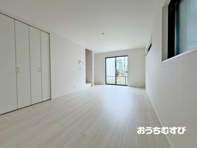 名古屋市守山区苗代208(全1棟)の居間・リビング