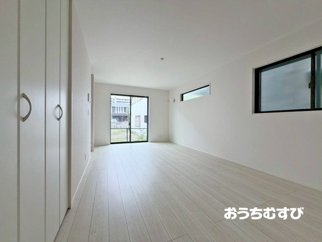 名古屋市守山区苗代208(全1棟)の居間・リビング