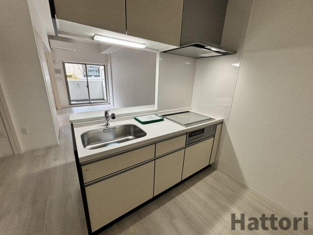 セレニテフラン梅田のキッチン