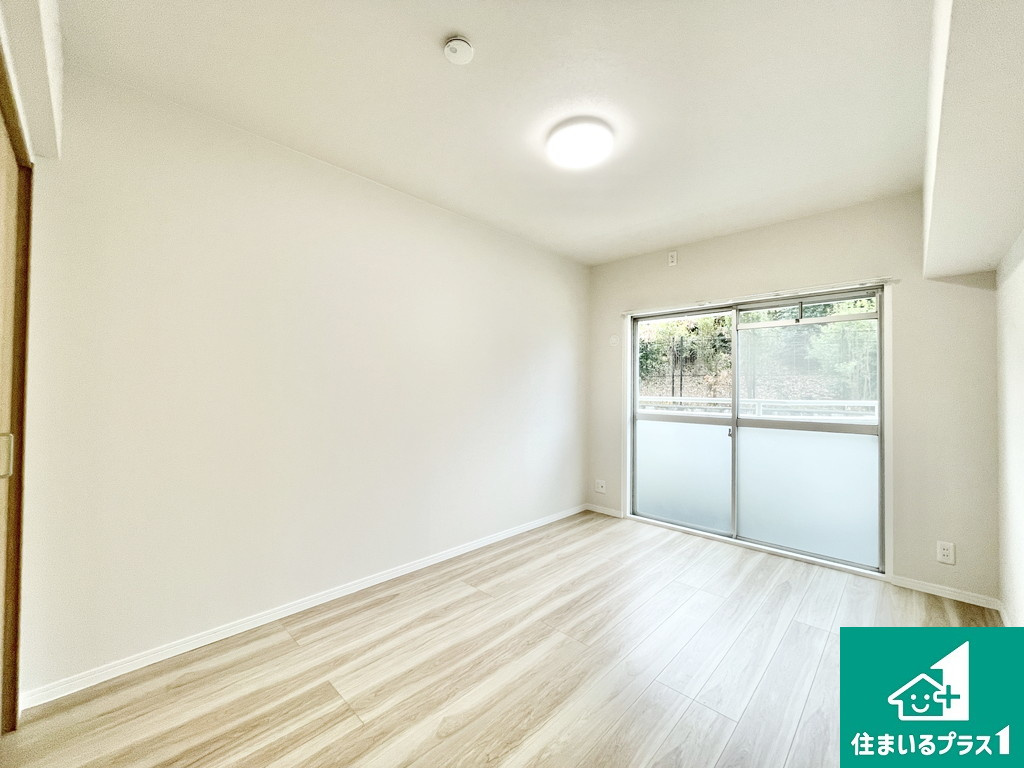 陵南住宅壱号棟の洋室