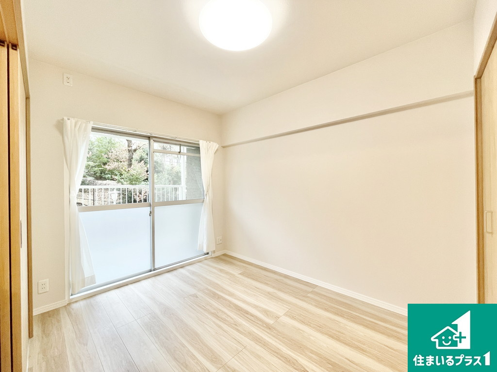 陵南住宅壱号棟の洋室