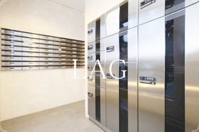 【その他共用部分】 | コンフォリア墨田立花 | 宅配ボックスです。