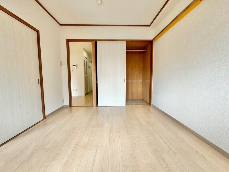 セゾン尾瀬の洋室