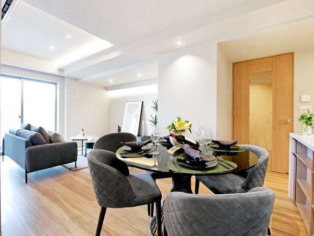 SKY DUO PARK VILLAGE T棟 26階の居間・リビング