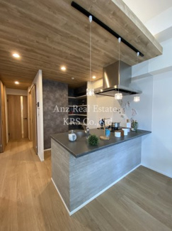 【キッチン】 | BRAVE新町 | おしゃれなカウンターキッチン！