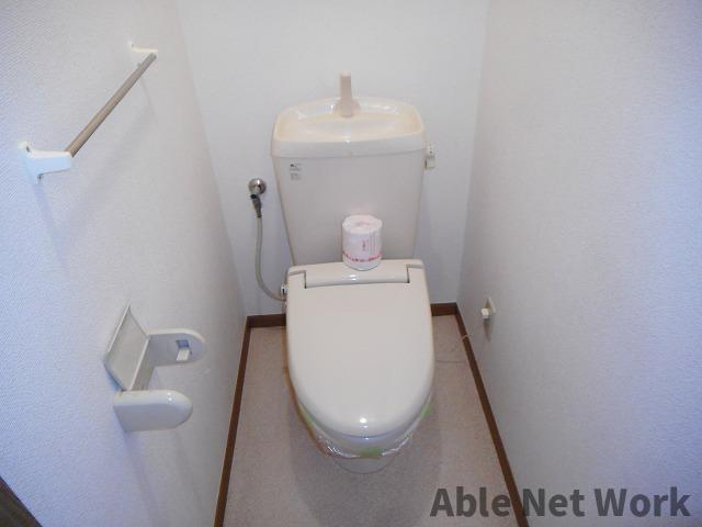 K・レジデンスⅠのトイレ|暖房便座設置