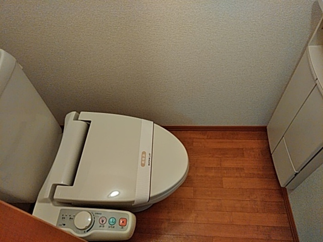 ポートシャトーのトイレ|類似です