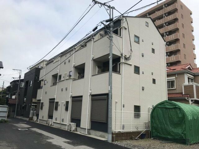 グラード大宮の外観