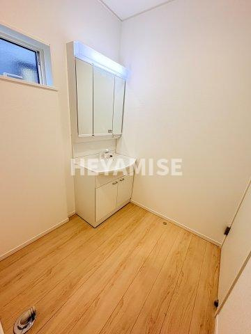 長与町嬉里郷第4の洗面所|※同タイプ施工事例