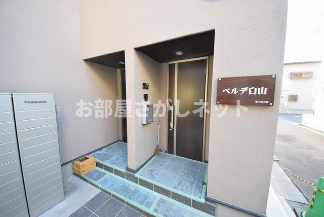 文京区白山2丁目アパートのエントランス