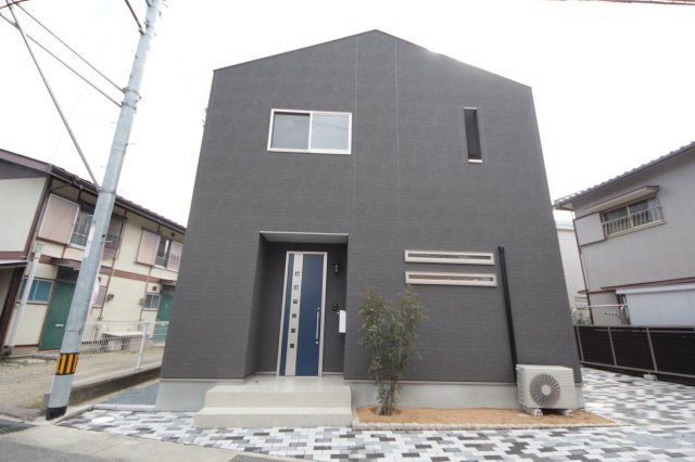 徳島市南島田町２丁目の一棟アパート