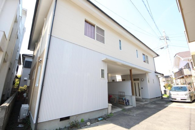 徳島市中吉野町２丁目の一棟アパート
