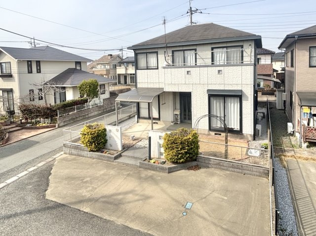 【中古戸建】佐波郡玉村町大字小泉の外観|■外観｜ここから始まる「日常」はご家族にとってかけがえのない時間となります。少しでも豊かに、快適に。