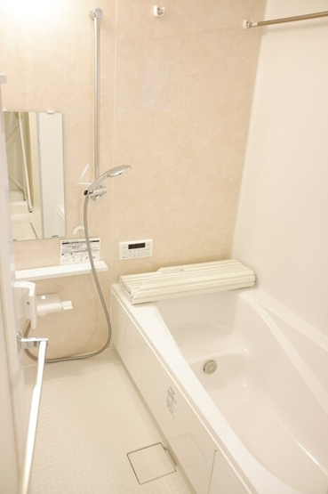 【浴室】 | CEREZA