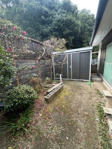 玉野市奥玉2丁目の庭|倉庫