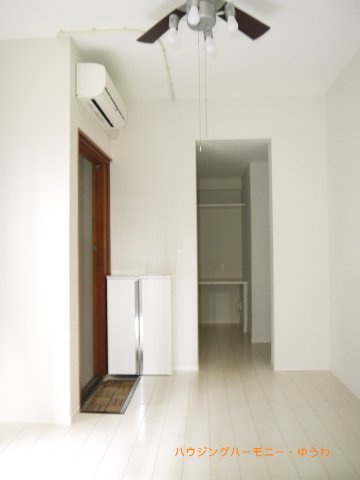 【洋室】 | 共同住宅ながさき