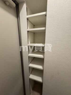 【玄関】 | アヴニール | 別号室