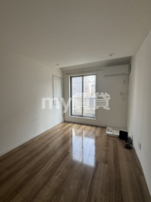 【洋室】 | アヴニール | 別号室