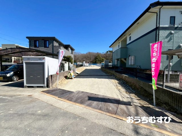 守山区泉が丘(全2棟)の前面道路含む現地写真