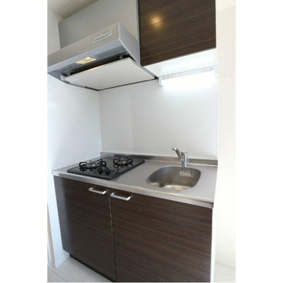 【キッチン】 | アリロッセ赤羽 | コンパクトなキッチンで掃除もラクラク