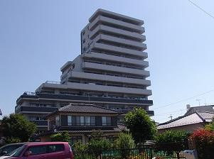 グラン・コート小牧原の外観