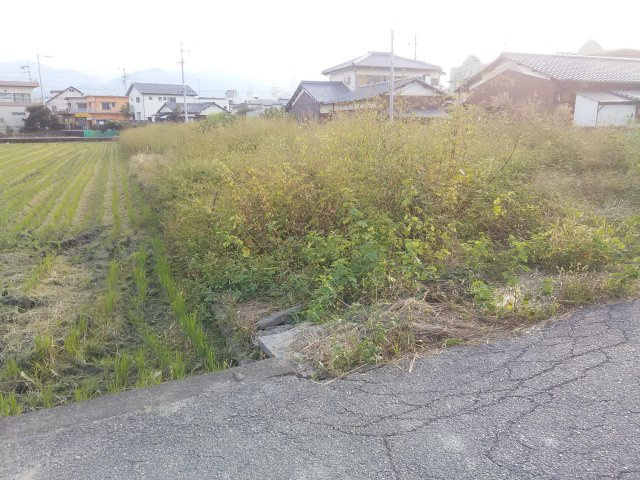 新居浜市沢津町１丁目の売地