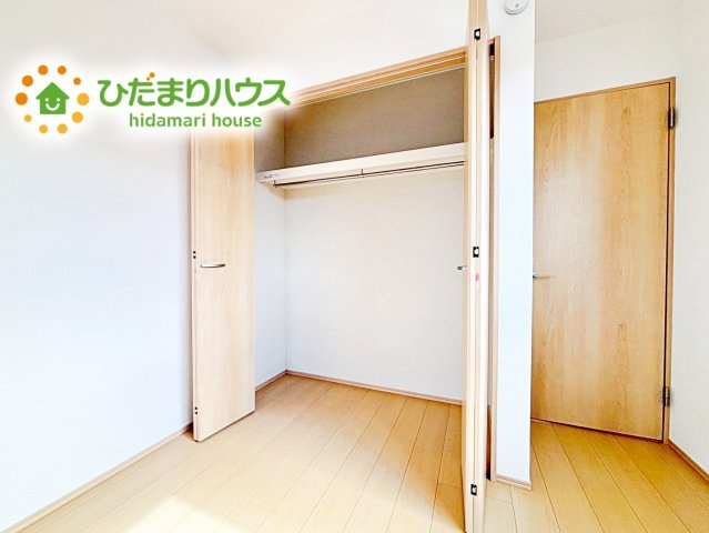 【収納】 | ひたちなか市津田853番　新築戸建 | 居室にゆとりが持てる大収納クローゼット付き♪