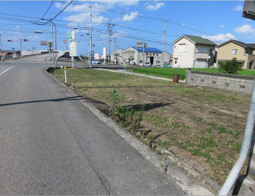 西条市氷見の売地