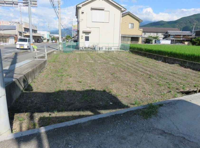 西条市氷見の売地