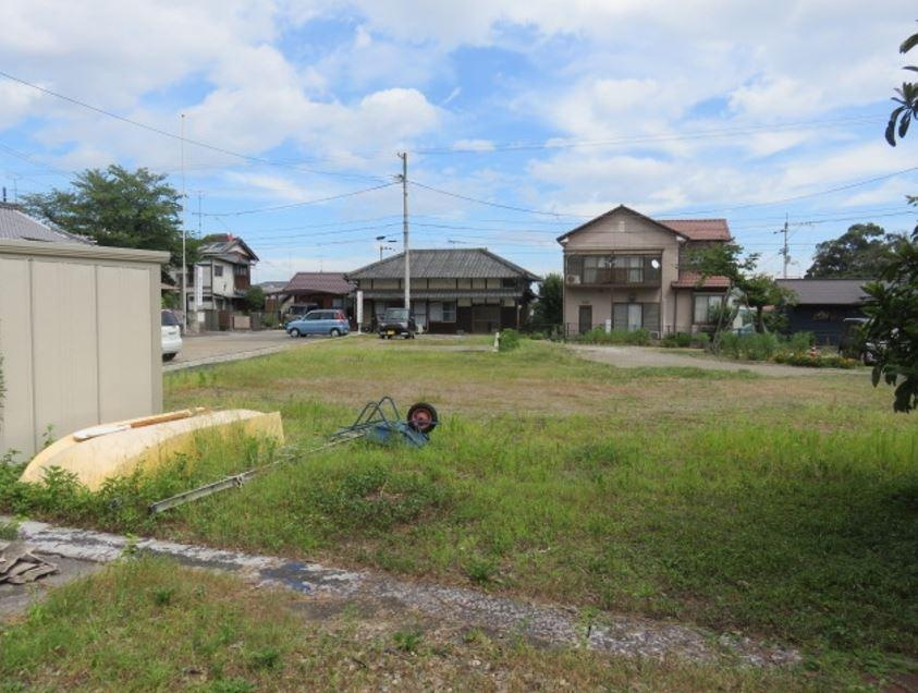 西条市氷見の売地