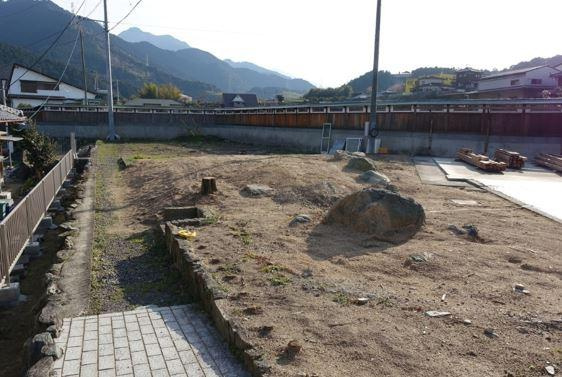 西条市中野甲の売地