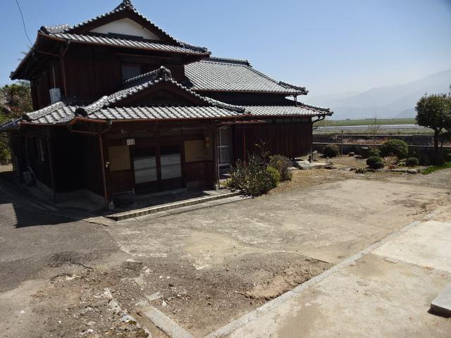 西条市氷見の売地