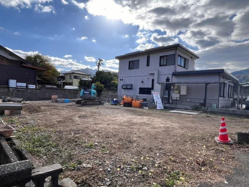 西条市氷見の売地