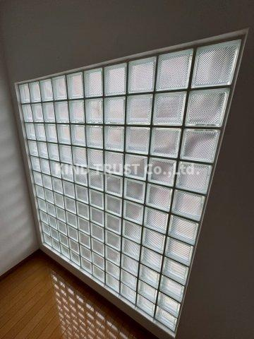 大宝北天満ロイヤルハイツのバルコニー|落ち着いた時間を過ごせるバルコニーです