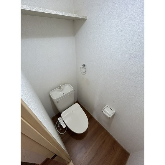 菊池郡菊陽町大字津久礼の賃貸マンションのトイレ