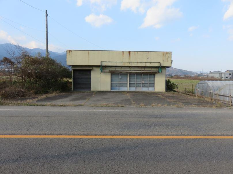 西条市丹原町明穂の売地